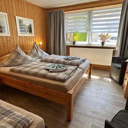Christels Ferienwohnung 1 In Thale Mit Sonnenterrasse Und Grill Exterior foto
